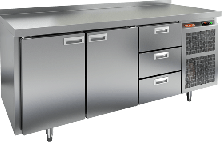 Стол холодильный HICOLD GN 113/TN (с бортом)