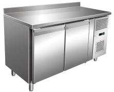 Стол холодильный VIATTO GN2200TN с бортом